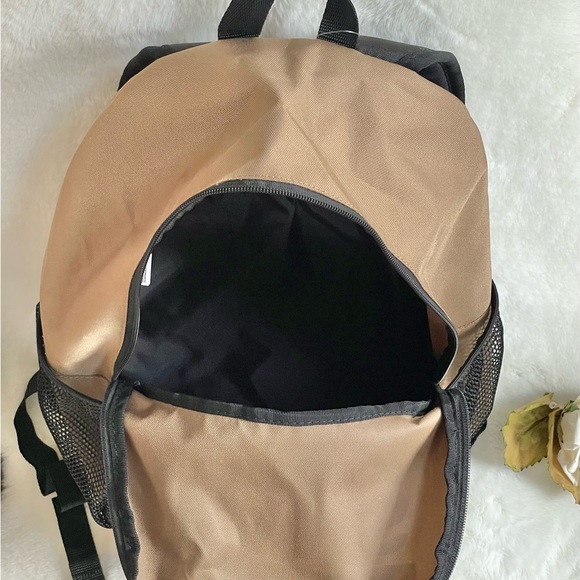 New w/tag VANS ALUMNI PACK 5-K BACKPACK w/padded adjustable straps Otter/white - Picture 3 of 6